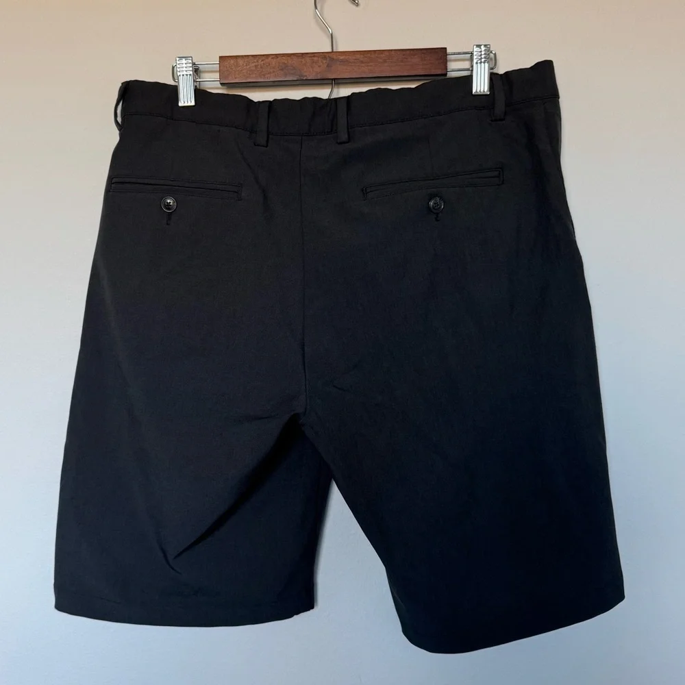 Greg Norman Collection Men's Charcoal Everyday Wear Performance Shorts Size 36